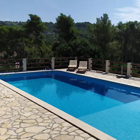 Adriana Villa Selca (Brac)